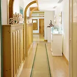 D'adrien 5* וורבייה