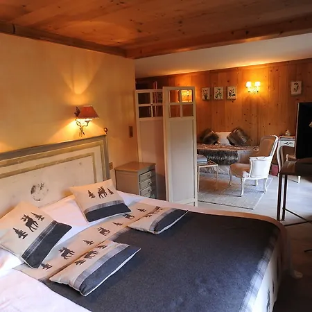 D'adrien Hotel 5*